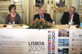 Pedro Castro en la clausura del Foro. Foto: EFE